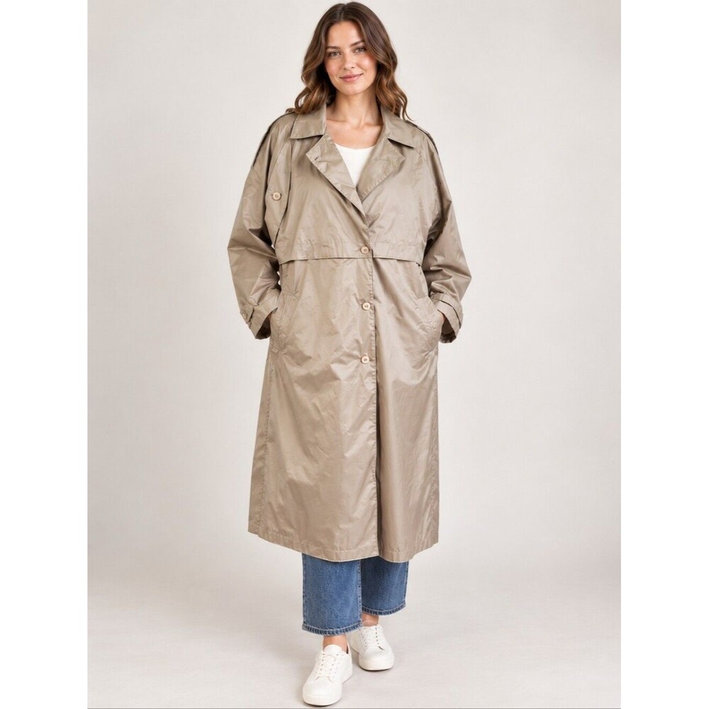 EUC Vintage Peter Daniels women's gold metallic oversized trenchcoat, 14 no belt